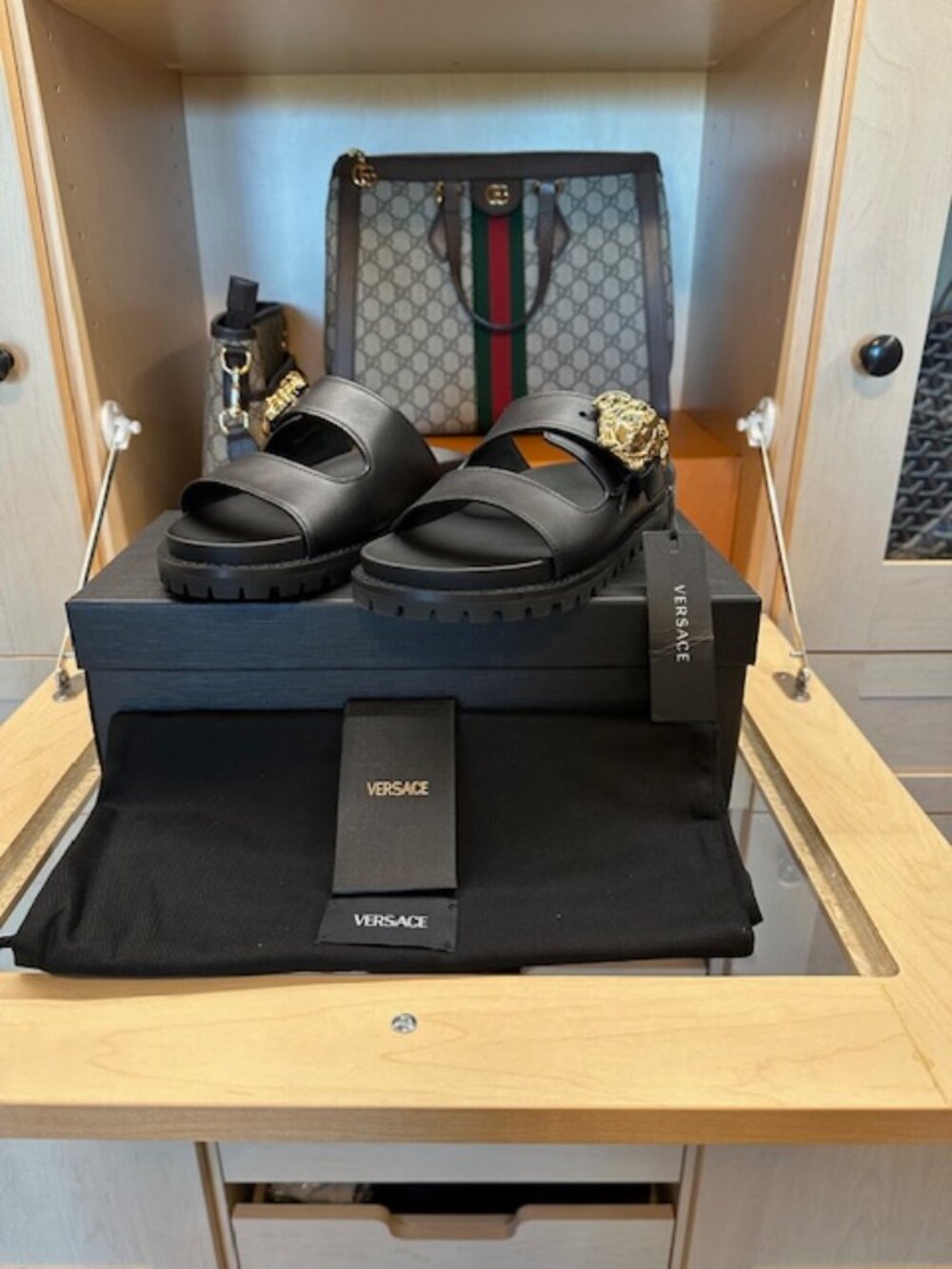 Versace Medusa Black Slides Size 38 New in Box - Picture 3 of 7